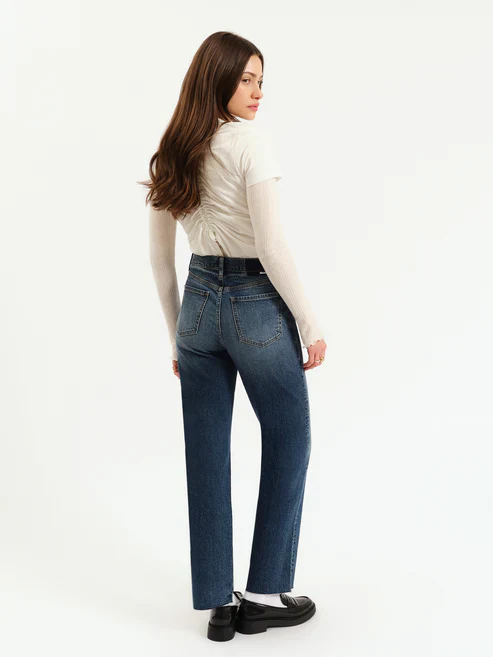 Sundaze High Rise Straight Jeans in Authentic - Image 3